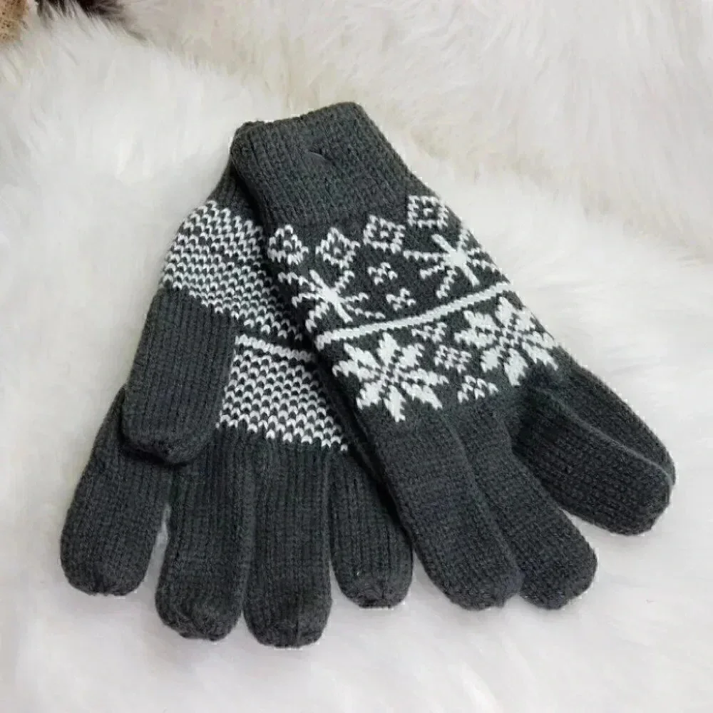 Gray gloves